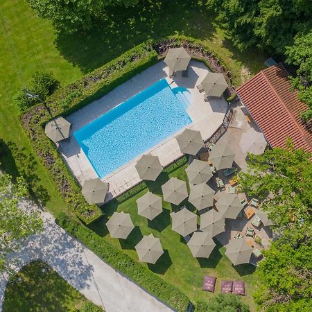 Chateau Des Ayes - Chambres & Suites Saint-Étienne-de-Saint-Geoirs Екстериор снимка