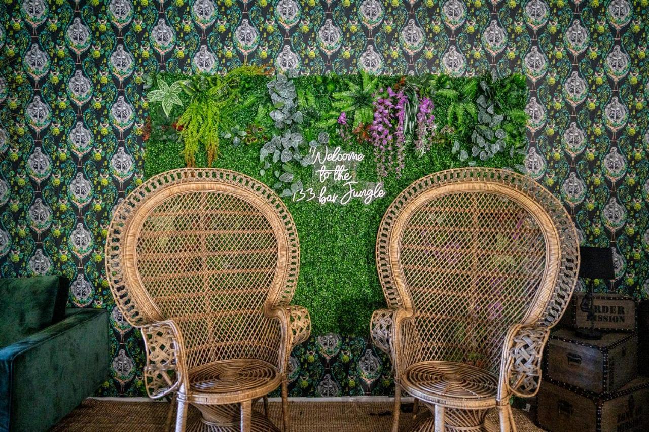 Chateau Des Ayes - Chambres & Suites Saint-Étienne-de-Saint-Geoirs Екстериор снимка