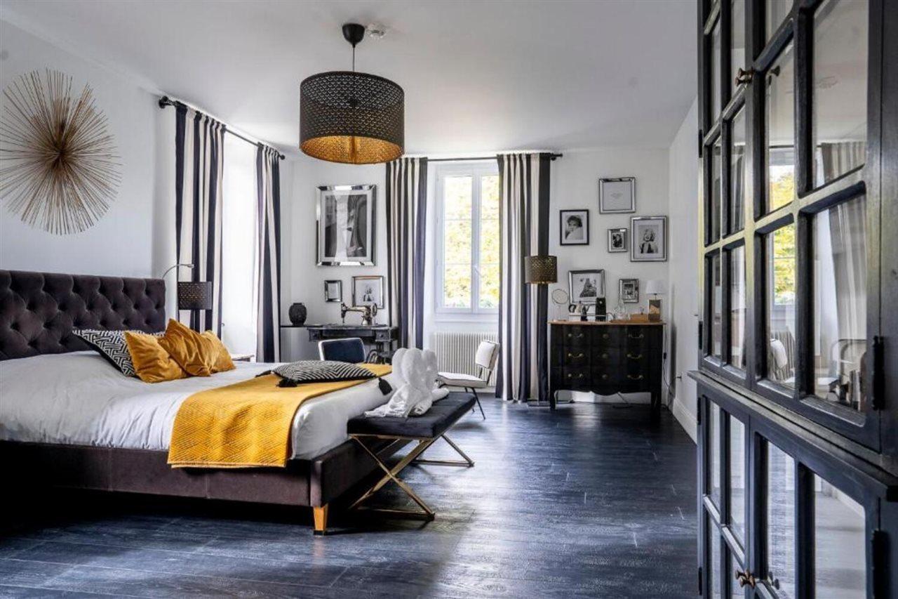 Chateau Des Ayes - Chambres & Suites Saint-Étienne-de-Saint-Geoirs Екстериор снимка